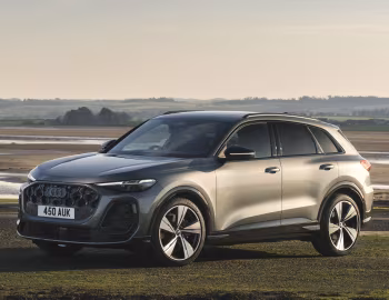 Audi SQ5 TFSI "Launch Edition" [UK-spec] '2025–н.в.