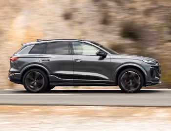 Audi SQ6 e-tron [Australia] '2025–pr.