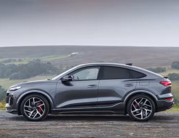 Audi SQ6 Sportback e-tron "Edition 1" [UK-spec] '2025–pr.