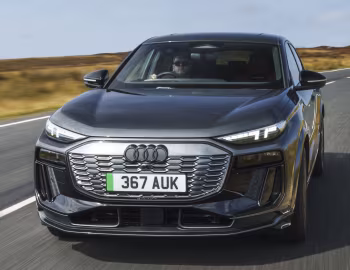 Audi SQ6 Sportback e-tron "Edition 1" [UK-spec] '2025–pr.