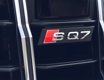 Audi SQ7 TDI [UK-spec] (4M) '2019–24