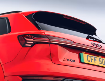 Audi SQ8 e-tron quattro [UK-spec] '2023–pr.