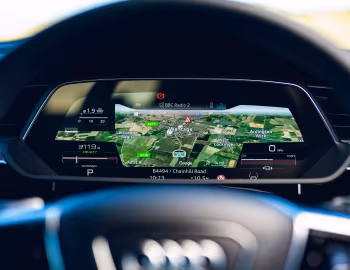 Tableau de bord Audi SQ8 e-tron quattro [UK-spec] '2023–pr.