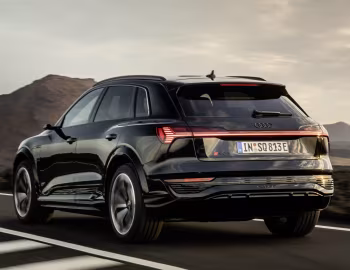 Audi SQ8 e-tron quattro [Worldwide] '12.2022–pr.