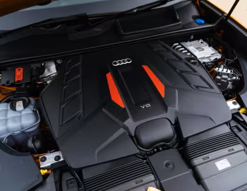 Bajo el capó Audi SQ8 TFSI [Australia] '2021–24