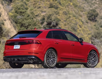 2025–pr. Audi SQ8 TFSI quattro [North America] '2024–pr.