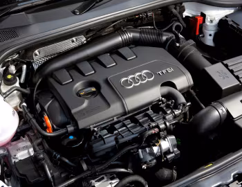 Bajo el capó Audi TT 2.0 TFSI Coupe [UK-spec] (8J) '2010–14
