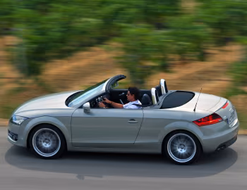 Audi TT 2.0 TDI quattro Roadster [Worldwide] (8J) '2008–10