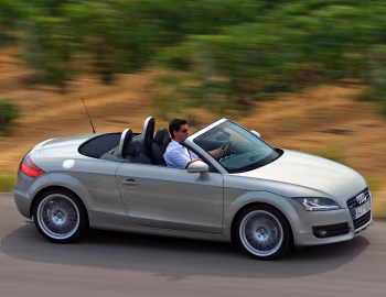 Audi TT 2.0 TDI quattro Roadster [Worldwide] (8J) '2008–10