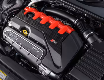 Bajo el capó Audi TT RS Coupé [UK-spec] (8S) '2016–19