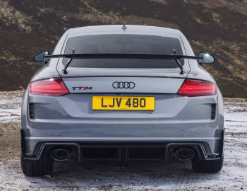 Audi TT RS Coupé "iconic edition" [UK-spec] (8S) '2023