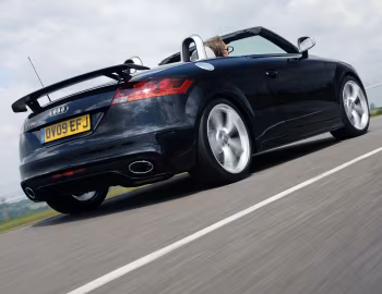 Audi TT RS Roadster [UK-spec] (8J) '2009–14