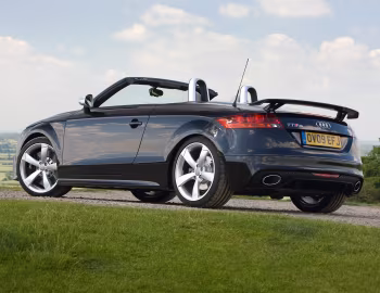 Audi TT RS Roadster [UK-spec] (8J) '2009–14
