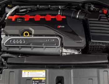 Bajo el capó Audi TT RS Roadster [UK-spec] (8S) '2019–23