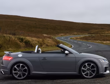 Audi TT RS Roadster [UK-spec] (8S) '2016–19