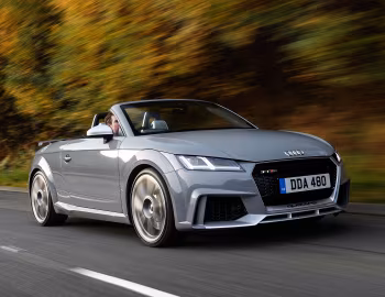 Audi TT RS Roadster [UK-spec] (8S) '2016–19
