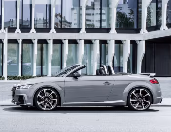 Audi TT RS Roadster [Worldwide] (8S) '2016–19
