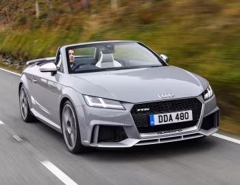 Audi TT RS Roadster [UK-spec] (8S) '2016–19