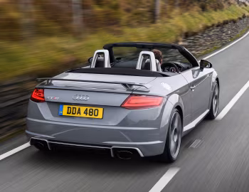 Audi TT RS Roadster [UK-spec] (8S) '2016–19