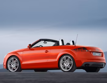 Audi TT S-Line Roadster (8J) '2007–10