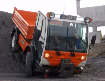 AUSA M 250 H tipper '2005–????