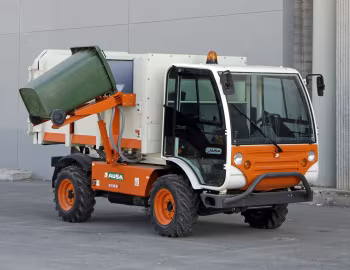 AUSA M 250 M '2006–????