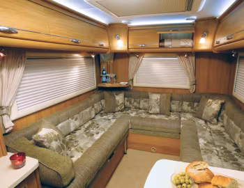 Interior Auto-Sleepers Berkshire (Br.906) '2010–13