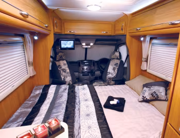 Interior Auto-Sleepers Devon (Br.906) '2010–13