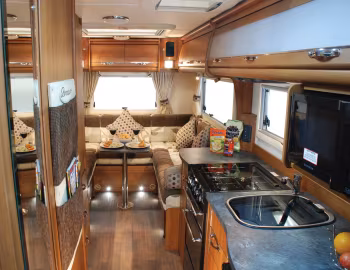 Interior Auto-Sleepers Broadway '2010–14