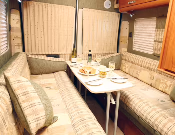 Interior Auto-Sleepers Sussex Duo '2010–13