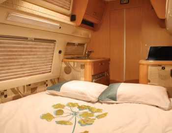 Interior 2011–16 Auto-Sleepers Topaz (T5) '2010–16