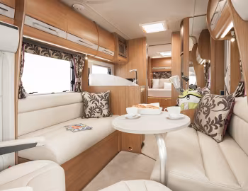 Інтэр'ер 2015–н.ч. Auto-Trail Frontier Delaware '2014–н.ч.