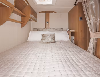 Interior 2015–16 Auto-Trail Frontier Mohawk '2014–16