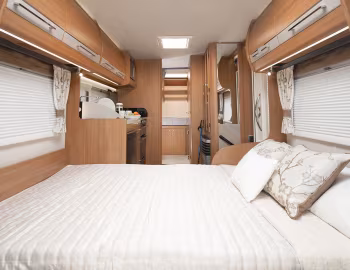 Інтэр'ер 2015–16 Auto-Trail Frontier Mohawk '2014–16