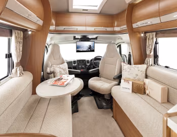 Interior 2015–16 Auto-Trail Frontier Savannah '2014–16