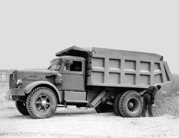 Autocar C87D-OH