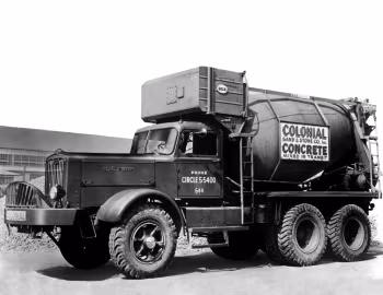 Autocar DC10364S-OH Rex concrete mixer '1953–????