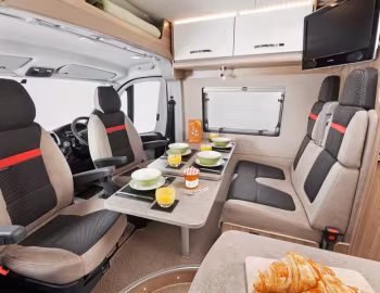 Интерьер 2012–13 Autocruise Quartet '2011–13