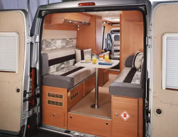Interior 2010–12 Autocruise Accent '2009–12