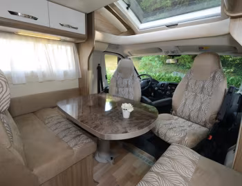 Interior 2015–18 Autostar P650LC Privilège '2014–18