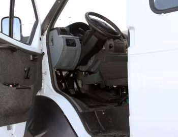 Interior Myl 4×4 (AR-3941) '2015–pr.