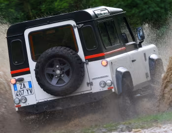 Aznom Land Rover Defender 90 '2010
