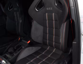 Интерьер B&B Volkswagen Golf GTI Clubsport (Typ 5G) '2016–17