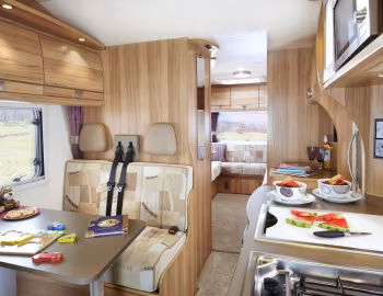 Interior 2012–13 Bailey Approach SE 760 '2011–13