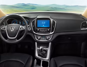 Торпедо Baojun 560 '2015–16