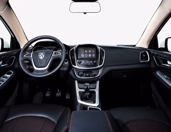 Торпедо Baojun 560 '2015–16