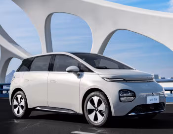 Baojun Yun Duo '2023–pr.