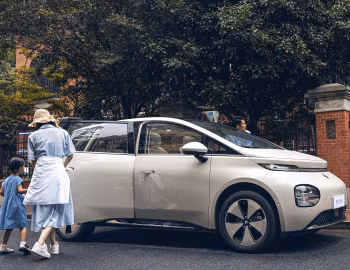 Baojun Yun Duo '2023–pr.