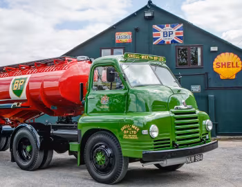 Bedford SA 4×2 tractor '1952–57