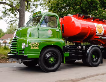 Bedford SA 4×2 tractor '1952–57